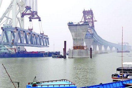 আজ বসছে পদ্মা সেতুর ২৫তম স্প্যান
