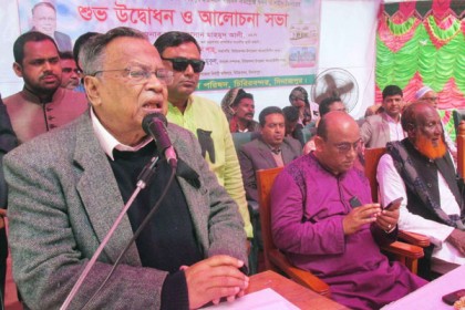 ‘প্রধানমন্ত্রী গ্রামকে শহরে পরিণত করতে কাজ করছেন’