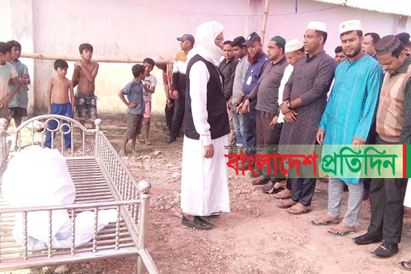 প্রথা ভেঙে তৃতীয়বারের মতো যৌনকর্মীর জানাজা সম্পন্ন