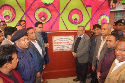 খানসামায় বঙ্গবন্ধু শেখ মুজিবুর রহমান ম্যুরালে’র ভিত্তিপ্রস্থর স্থাপন