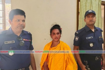 বাগেরহাটে ইয়াবাসহ নারী 
মাদক ব্যবসায়ী আটক