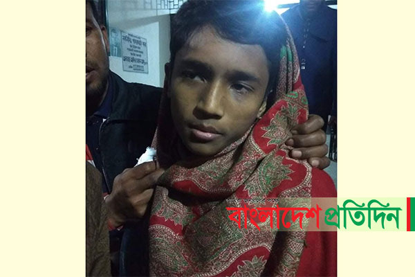 পাথরঘাটা থেকে হাত-পা বাঁধা অপহৃত স্কুলছাত্র উদ্ধার