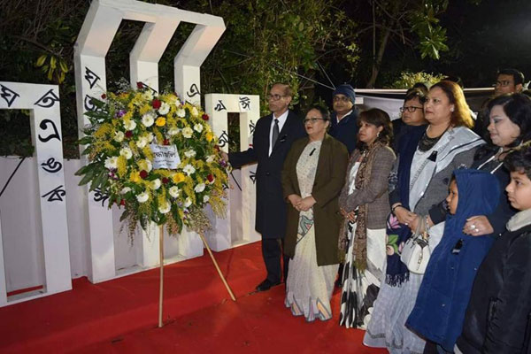 রোমে শহীদ মিনারে পুষ্পস্তবক অর্পণ