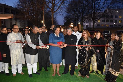 ওয়াশিংটন ডিসিতে স্থায়ী শহীদ মিনারের উদ্বোধন