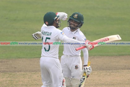 মিরপুর টেস্টে চালকের আসনে বাংলাদেশ