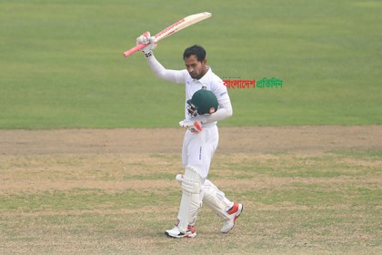 সবাইকে ছাড়িয়ে গেলেন মুশফিক
