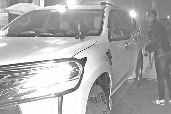 উল্টোপথে এসপির গাড়ি গুনতে হলো জরিমানা