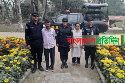 শ্রীপুরে গলা কেটে স্বামীকে হত্যা, চাঞ্চল্যকর তথ্য দিলেন স্ত্রী