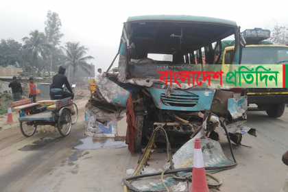 সিরাজগঞ্জে পৃথক সড়ক দুর্ঘটনায় নারীসহ নিহত ৩, আহত ১৫