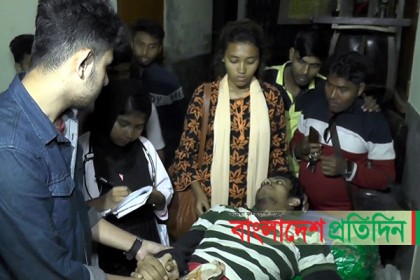 বরিশাল বিশ্ববিদ্যালয়ে ছাত্রলীগের দুই গ্রুপের সংঘর্ষ, আহত ৪