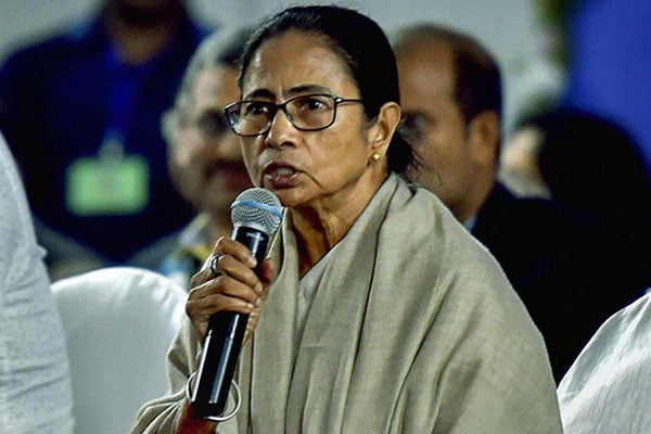 অগ্নিগর্ভ দিল্লির পরিস্থিতি নিয়ে উদ্বিগ্ন মমতা