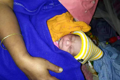 নাম দেওয়া হল খালে কুড়িয়ে পাওয়া সেই শিশুর