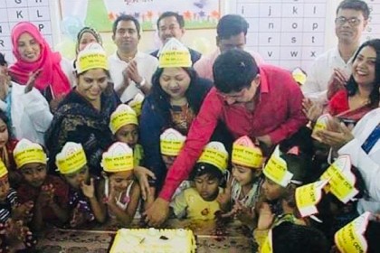 মুজিববর্ষ উপলক্ষে রাজফুলবাড়িয়া সরকারি প্রাথমিক বিদ্যালয়ের ভিন্ন আয়োজন