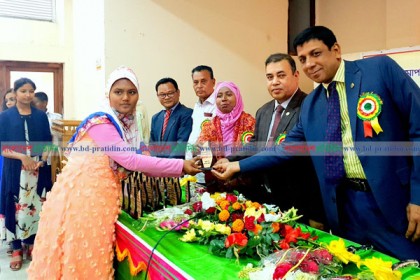 ঠাকুরগাঁওয়ে জিপিএ-৫ প্রাপ্ত শিক্ষার্থীদের সংবর্ধনা