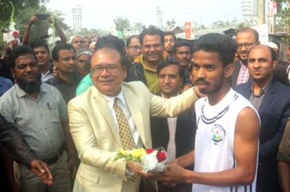মুজিব জন্মশতবর্ষ উপলক্ষে বরিশাল বিশ্ববিদ্যালয়ে ‘মিনি ম্যারাথন-২০২০’ অনুষ্ঠিত