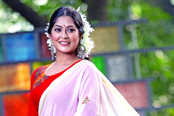 মেকআপে ফাউন্ডেশন