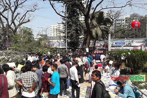 ঢাকা সাংবাদিক ইউনিয়ন নির্বাচনে ভোটগ্রহণ চলছে