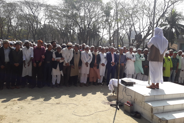 সড়ক দুর্ঘটনায় নিহত শিক্ষা অফিসারের প্রথম জানাজা সম্পন্ন
