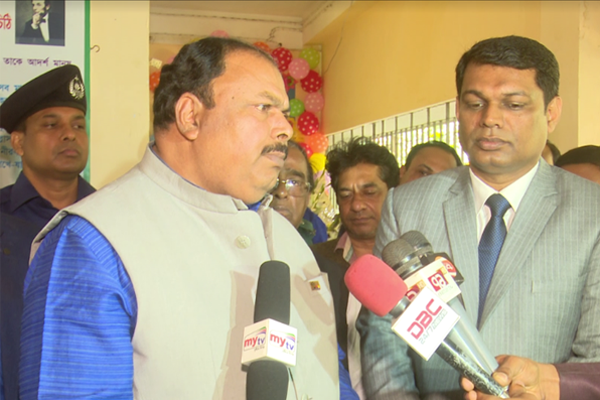 ‘সুযোগ সন্ধানী প্রাথমিক বিদ্যালয়ের বিরুদ্ধে ব্যবস্থা নেয়া হবে’