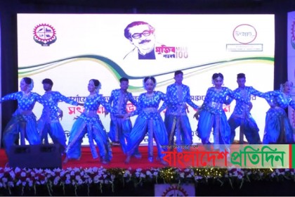 জাতীয় পর্যায়ে কৃতিত্ব অর্জনকারী বরিশাল অঞ্চলের শিক্ষার্থীদের সংবর্ধনা
