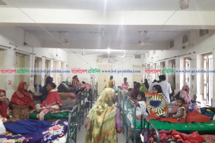 আবহাওয়া পরিবর্তনে দিনাজপুরে ঠান্ডাজনিত রোগের প্রকোপ