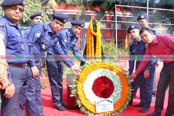 বগুড়ায় পুলিশ মেমোরিয়াল ডে পালিত