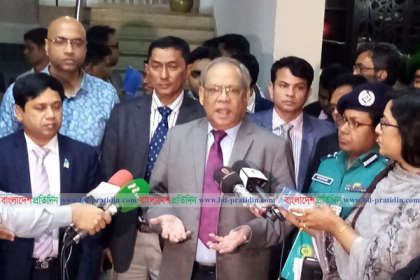 চট্টগ্রামে ইসির সঙ্গে নির্বাচন সংশ্লিষ্টদের বৈঠক

