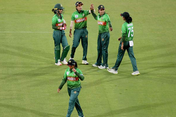 শেষ ম্যাচেও হার, বিশ্বকাপ থেকে বিদায় বাংলাদেশ নারী দলের