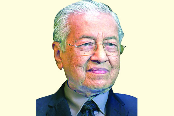 আমি ষড়যন্ত্রের শিকার বিশ্বাসঘাতকতা করেছে মুহিউদ্দিন : মাহাথির