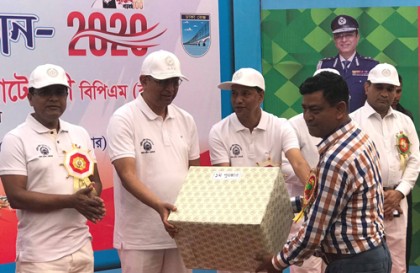 নরসিংদী পুলিশের বার্ষিক সমাবেশ ও ক্রীড়া প্রতিযোগিতা