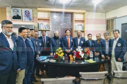 উন্নয়ন ফান্ডের টাকায় ব্লেজার; নিশ্চুপ চবি প্রশাসন!