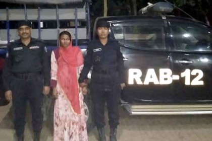বগুড়ায় ইয়াবাসহ নারী মাদক ব্যবসায়ী আটক