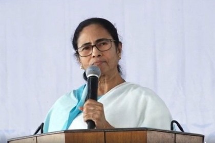 বাংলা থেকে কাউকে তাড়াতে দেব না: মমতা