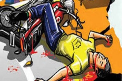 মোটরসাইকেল নিয়ন্ত্রণ হারিয়ে গাছের সঙ্গে ধাক্কা, নিহত ২