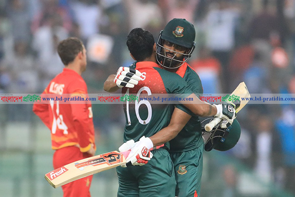 জিম্বাবুয়েকে পাহাড়সম রানের টার্গেট দিল বাংলাদেশ