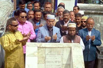 করোনা প্রতিরোধে সরকারের কার্যক্রমে সন্তোষ প্রকাশ জাপা চেয়ারম্যানের