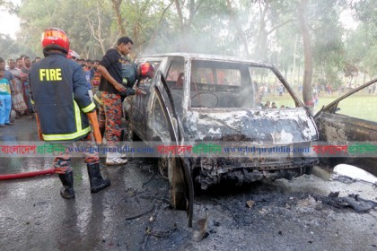 অ্যাম্বুলেন্স ও মোটরসাইকেলের সংঘর্ষে নিহত ২