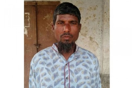 সরকারি খাতায় তিনি মৃত!