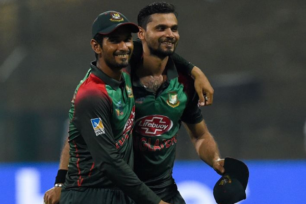 মাশরাফি প্রসঙ্গে যা বললেন মাহমুদউল্লাহ