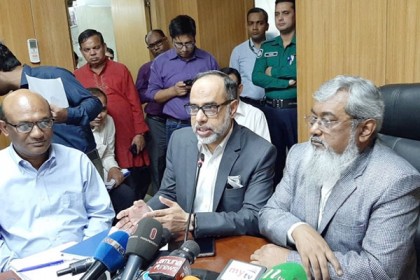 আক্রান্ত রোগীর সংস্পর্শে আসায় বাংলাদেশে ৪০ জন কোয়ারেন্টাইনে