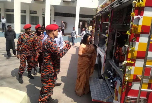 শেরপুর ফায়ার সার্ভিসে আধুনিক আগুন নির্বাপণ গাড়ি