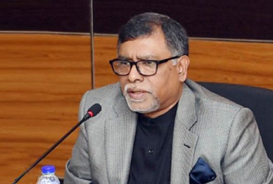 জরুরি প্রয়োজন ছাড়া প্রবাসীদের দেশে না আসার আহ্বান স্বাস্থ্যমন্ত্রীর