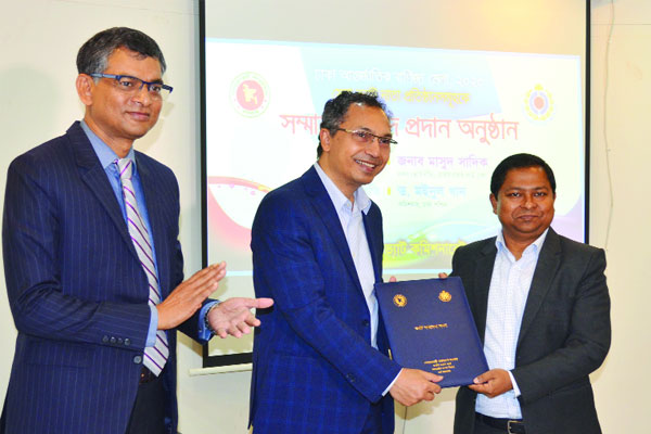 কর্পোরেট কর্নার