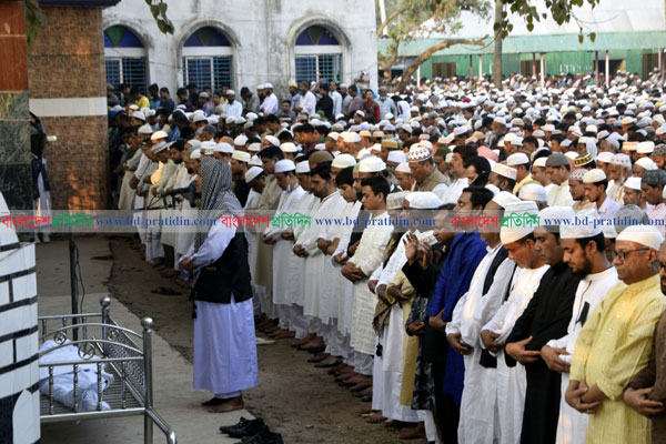 চিরনিদ্রায় শায়িত সাবেক এমপি  রহিম
উদ্দিন ভরসা 