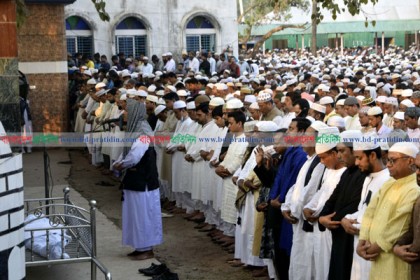 চিরনিদ্রায় শায়িত সাবেক এমপি  রহিম
উদ্দিন ভরসা 