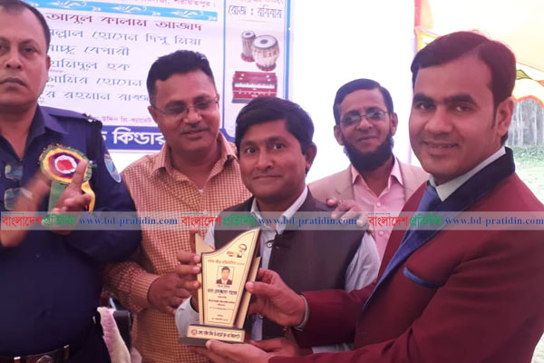 মুজিববর্ষ উপলক্ষে শরীয়তপুরে মুক্তিযোদ্ধাদের সম্মাননা