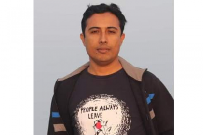 মধ্যরাতে বাড়ি থেকে তুলে নিয়ে সাংবাদিককে ১ বছরের কারাদণ্ড