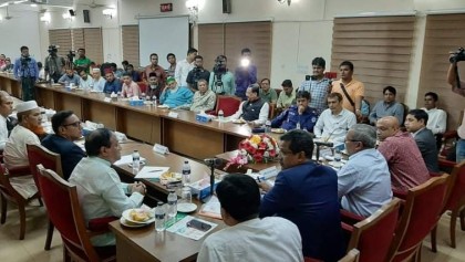 সৌহার্দ্য বজায় রেখে মেয়র প্রার্থীদের নির্বাচনী প্রচারণার আহ্বান সিইসি’র