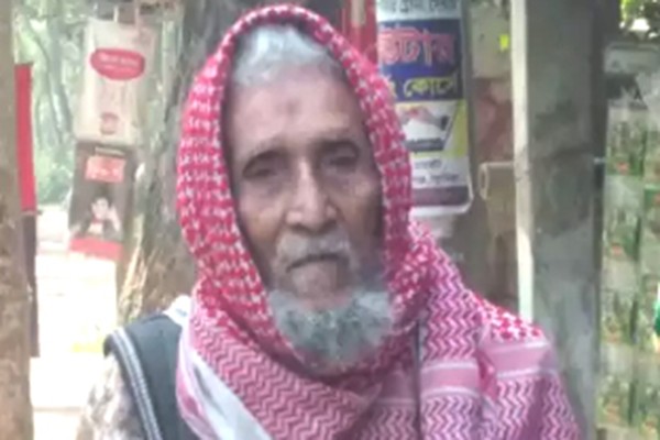 ৯২ বছর বয়সেও বয়স্ক ভাতা পাননি রুস্তম আলী!