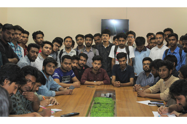 করোনা মোকাবেলায় শেকৃবিতে ক্লাস-পরীক্ষা বর্জন